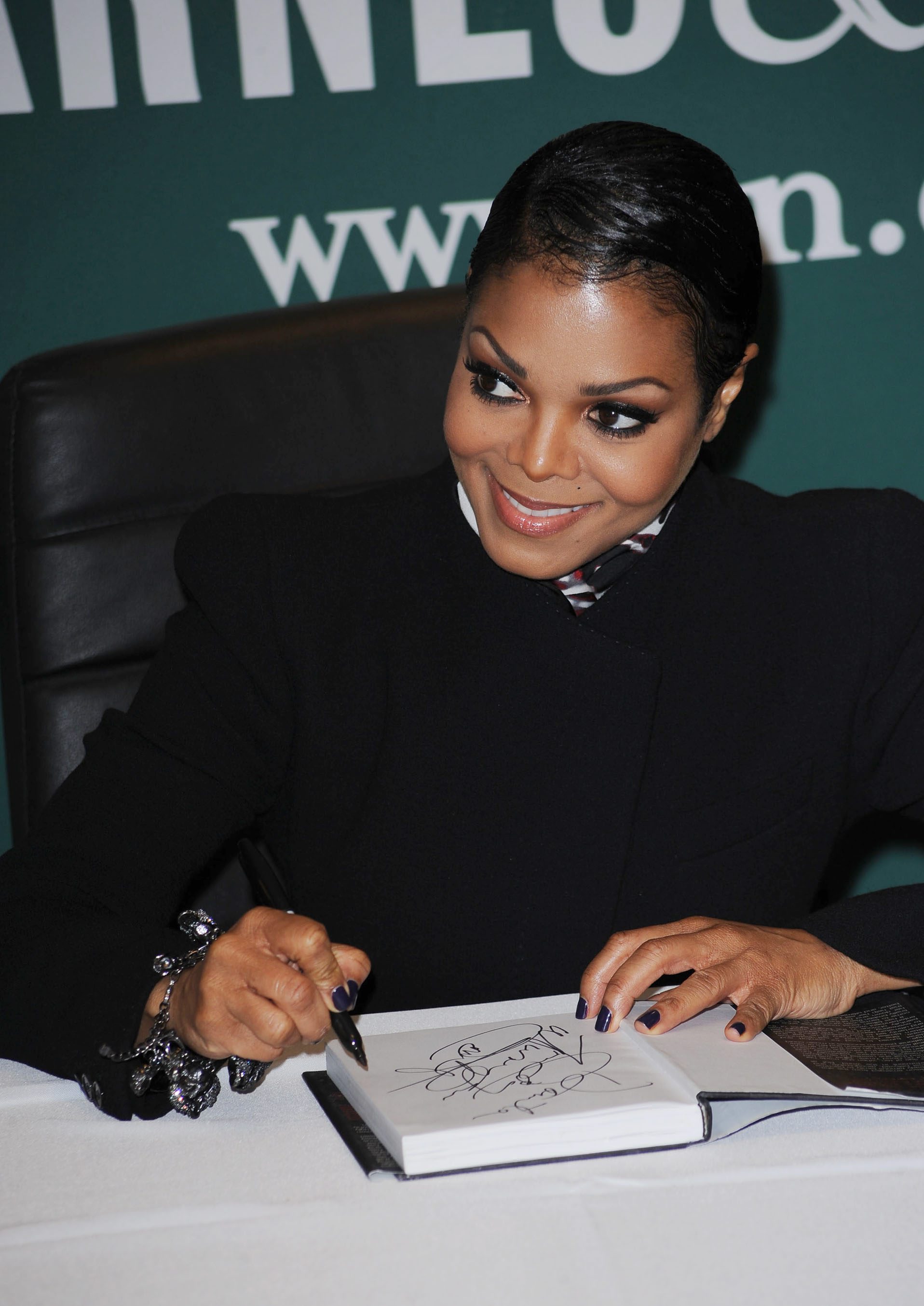 Janet Jackson Photo Gallery Page 6 Celebs