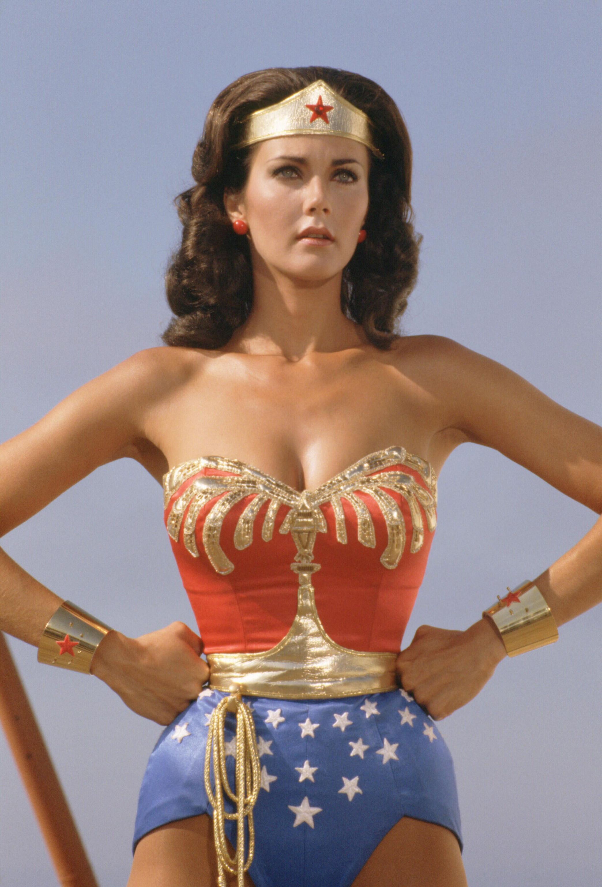 Who Played Wonder Woman Movie 43