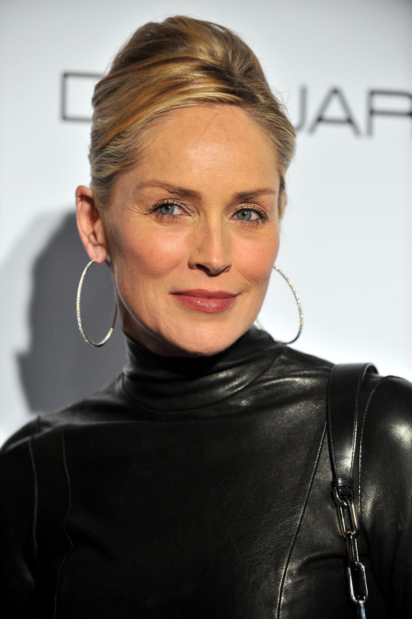 Sharon Stone photo gallery - page #22 Celebs-Place