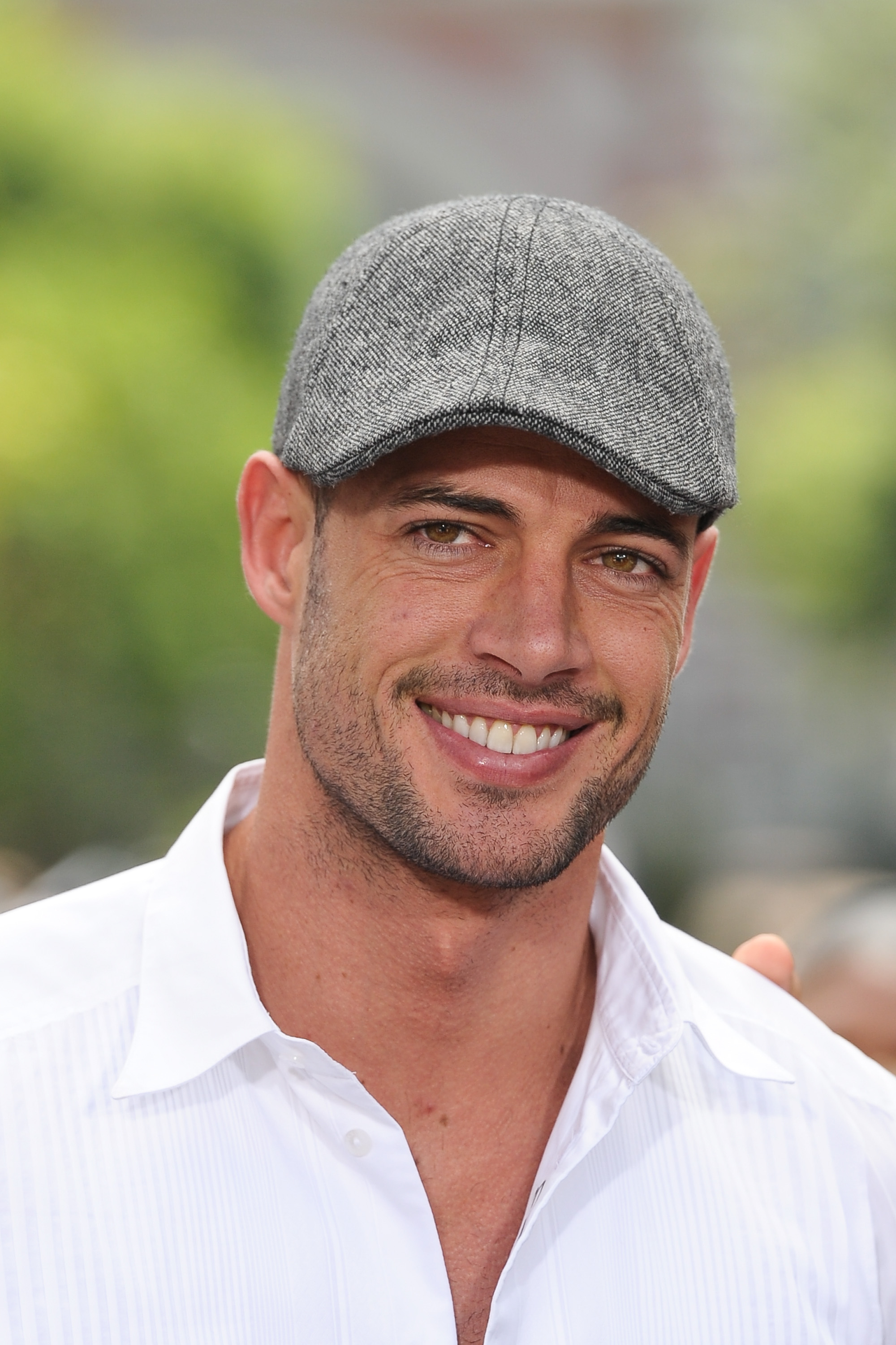 William Levy photo gallery - 277 best William Levy pics | Celebs-Place.com