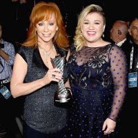 Who has the Best Mother-In-Law? Kelly Clarkson!