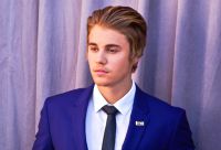 Justin Bieber Unexpectedly appears at a Prom and shocks Everyone