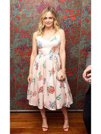 Gorgeous Outlook of Alicia Silverstone in a Floral Dress