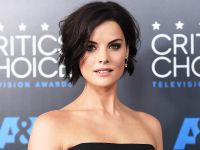 Airplanes scare Jaimie Alexander