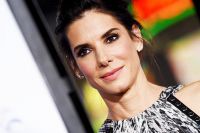 Sandra Bullock Adopts a Daughter