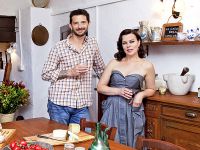 Pictures of Debi Mazar and Gabriele Corcos’ Rustic Farmhouse in Italy