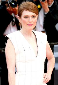 Julianne Moore is against Instagram Filters and Manufactured Photos