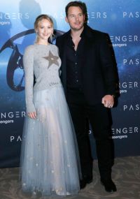 Chris Pratt Made A Hilarious Crop Of The Photo With Jennifer Lawrence