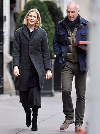 Kelly Rutherford has lost Custody, but not Her Boyfriend