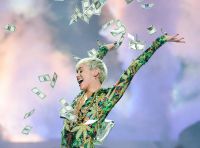 Miley Cyrus Watched Her Hannah Montana Audition Tape To Celebrate The Release Of “Malibu”