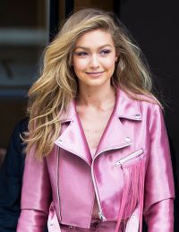 Blonde Again! Gigi Hadid's Hairstyle
