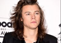 Harry Styles Starts His Tour With A Rainbow