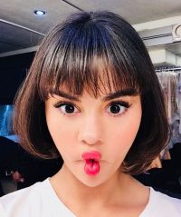 Perfect hairstyle for Selena Gomez