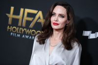 Angelina Jolie will make a film about the legendary athlete