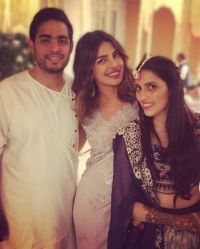 Priyanka Chopra took Nick Jones to the party in India
