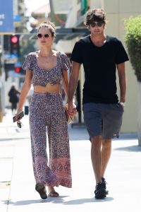 Alessandra Ambrosio shows a new boyfriend