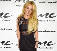 Britney Spears flew off on a romantic trip with a young boyfriend