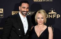Pamela Anderson broke up with her boyfriend