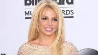Britney Spears boasts splits in the air
