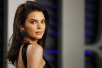 Kendall Jenner in the wig became the face of the Reserved brand