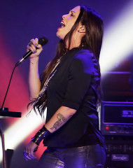 Alanis Morissette