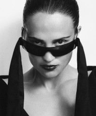 Alicia Vikander