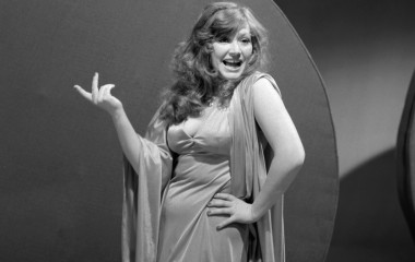 Alla Pugacheva