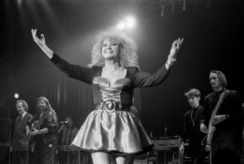 Alla Pugacheva