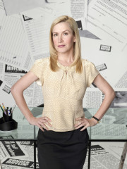 Angela Kinsey