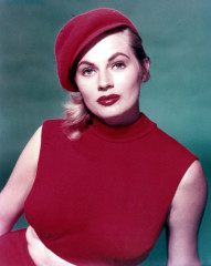 Anita Ekberg