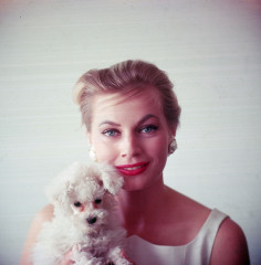 Anita Ekberg