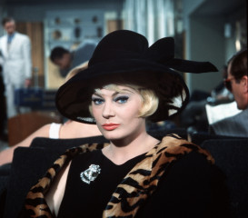 Anita Ekberg