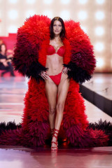 Bella Hadid