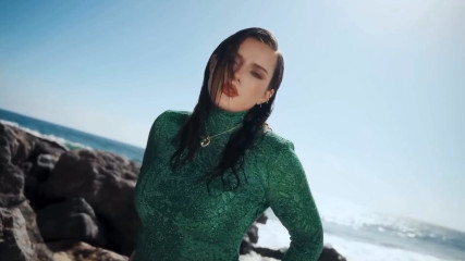 Bella Thorne