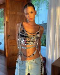 Bruna Marquezine