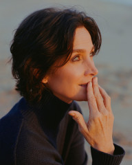 Carrie Anne Moss