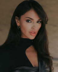 Eiza Gonzalez