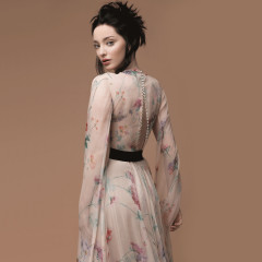 Emma Dumont