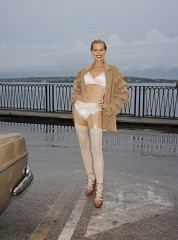Eva Herzigova