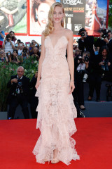 Eva Riccobono