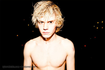 Evan Peters