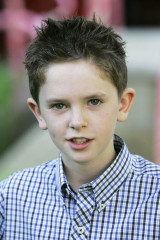 Freddie Highmore