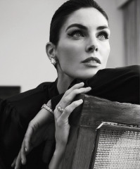 Hilary Rhoda