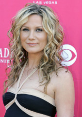 Jennifer Nettles