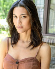 Julia Jones