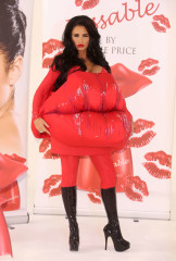Katie Price (Jordan)
