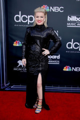 Kelly Clarkson