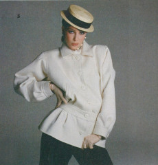 Kelly LeBrock