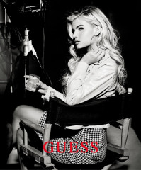 Kelly Stewart