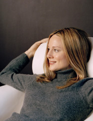 Laura Linney